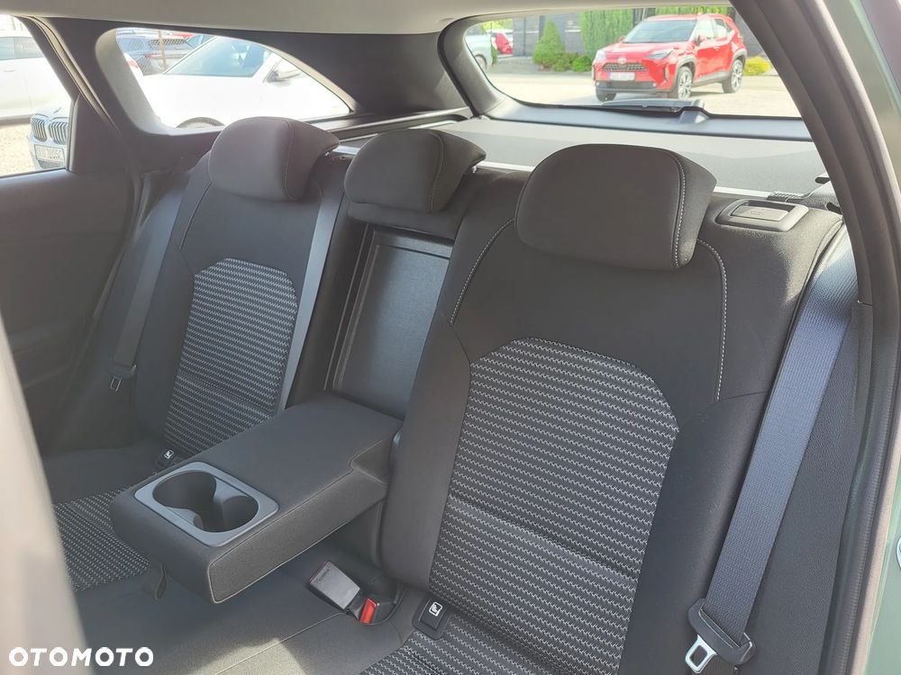 Kia Ceed 1.5 T-GDI M - 12