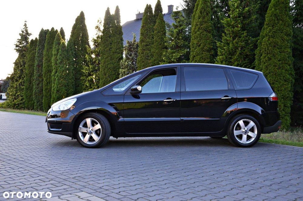 Ford S-Max - 19