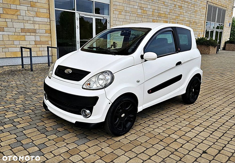 Microcar M.GO - 1