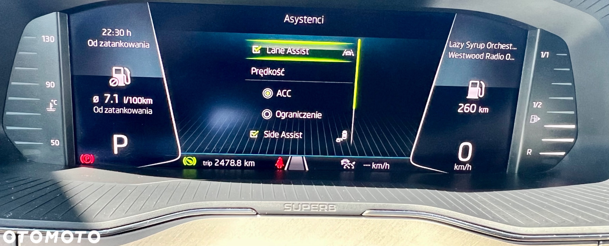 Skoda Superb 2.0 TDI L&K DSG - 37
