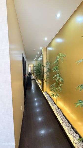 TRESPASSE Gabinete estética - Grande imagem: 2/6