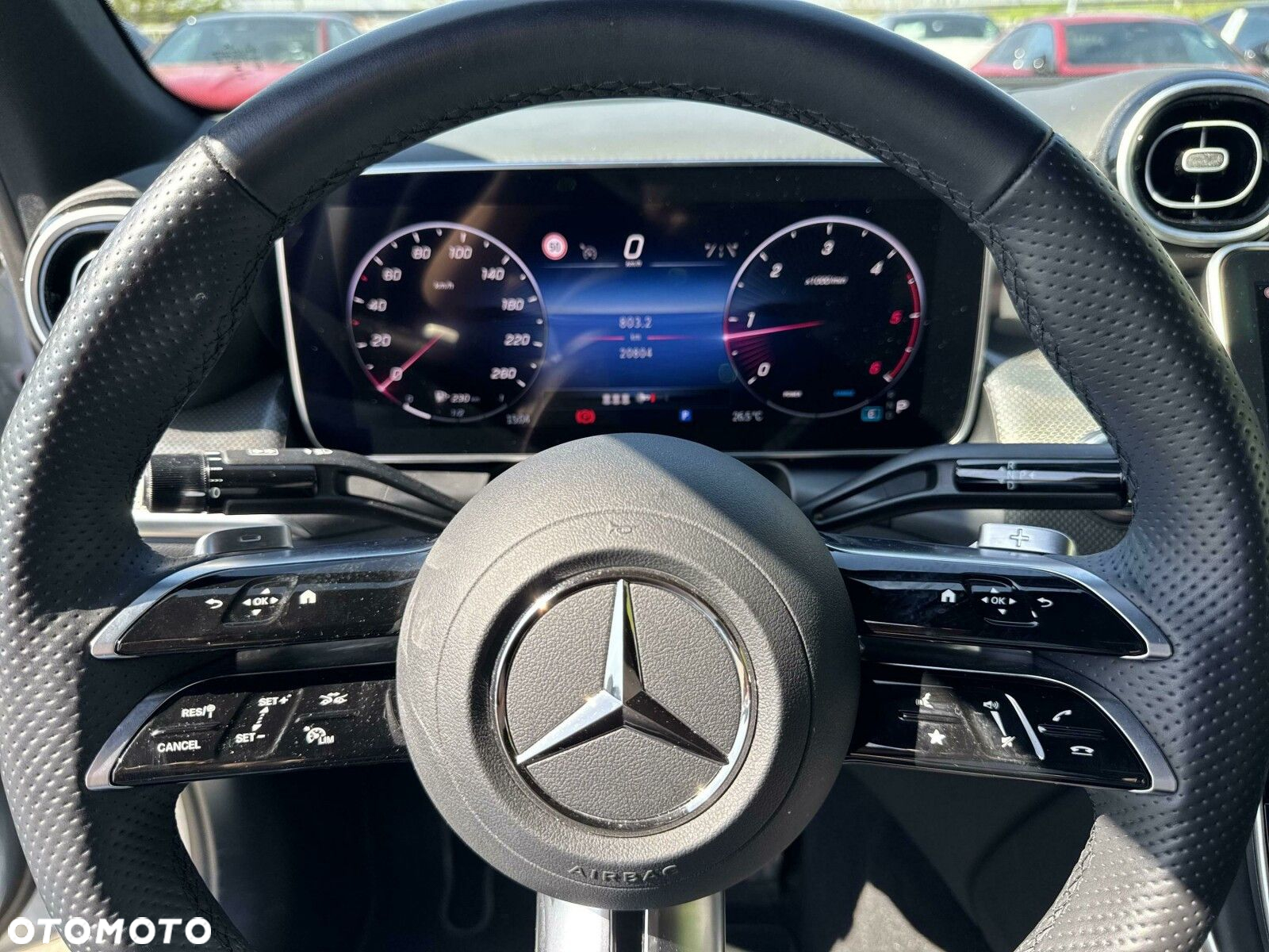 Mercedes-Benz GLC - 11