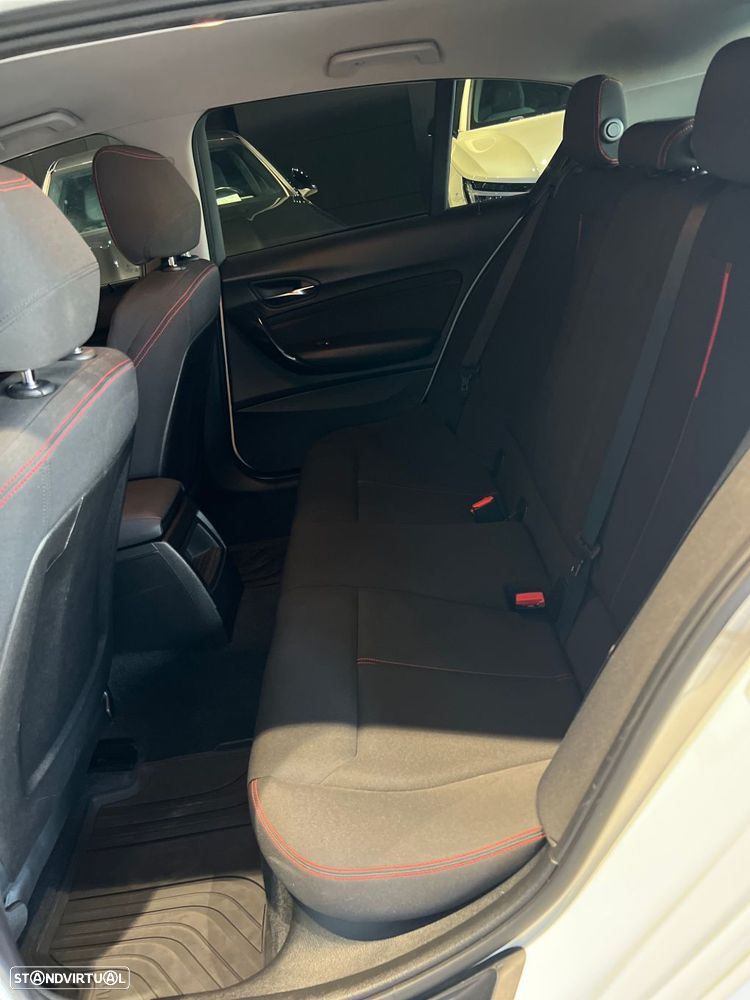 BMW 116 d EDynamics Line Sport - 35