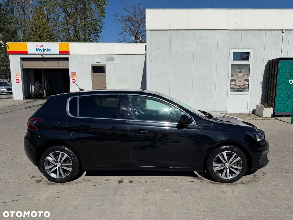 Peugeot 308 1.2 PureTech GPF Allure S&S - 4