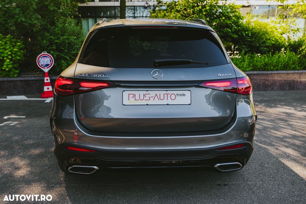 Mercedes-Benz GLC 300 e 4MATIC - 7