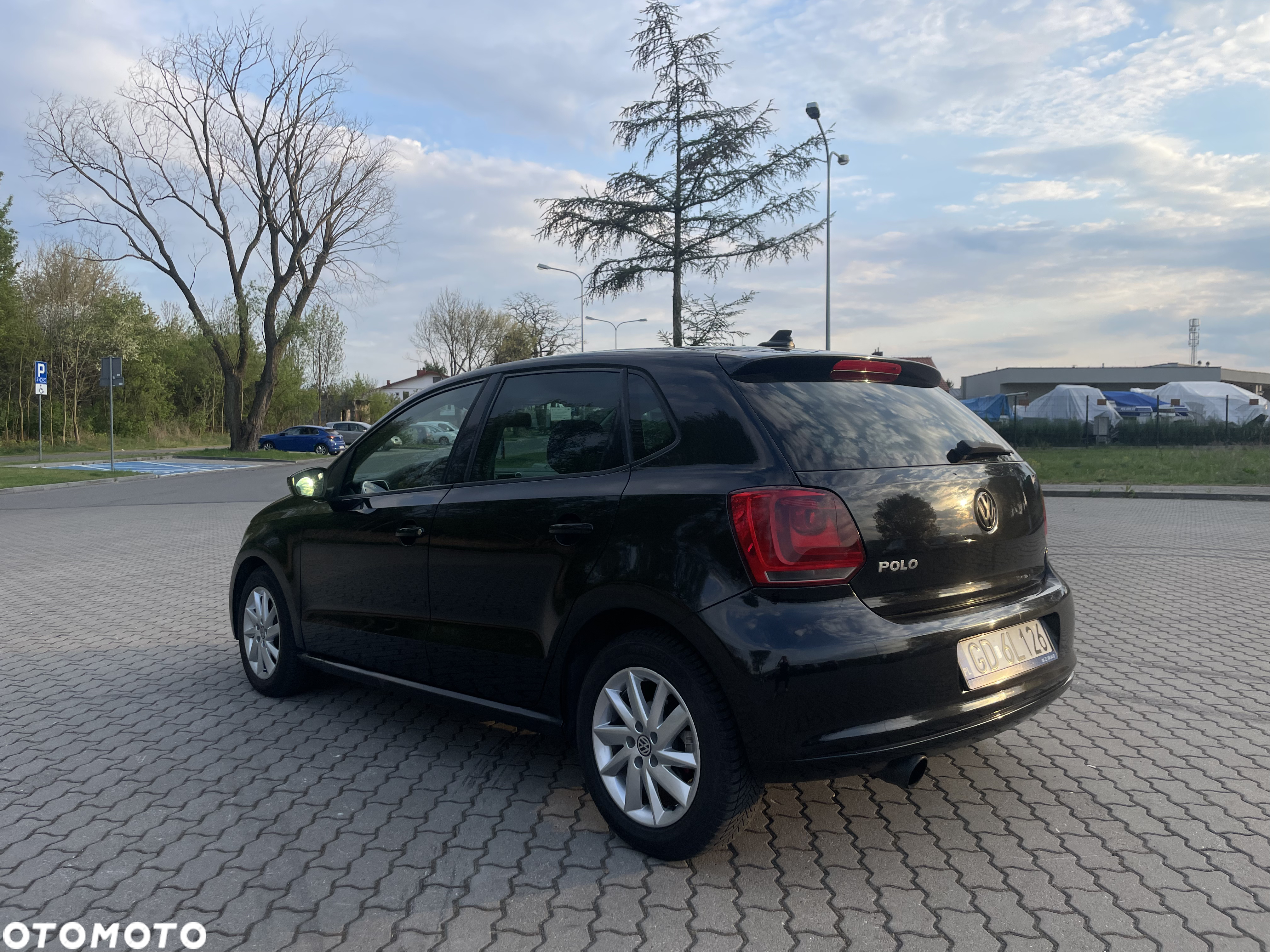 Volkswagen Polo - 8