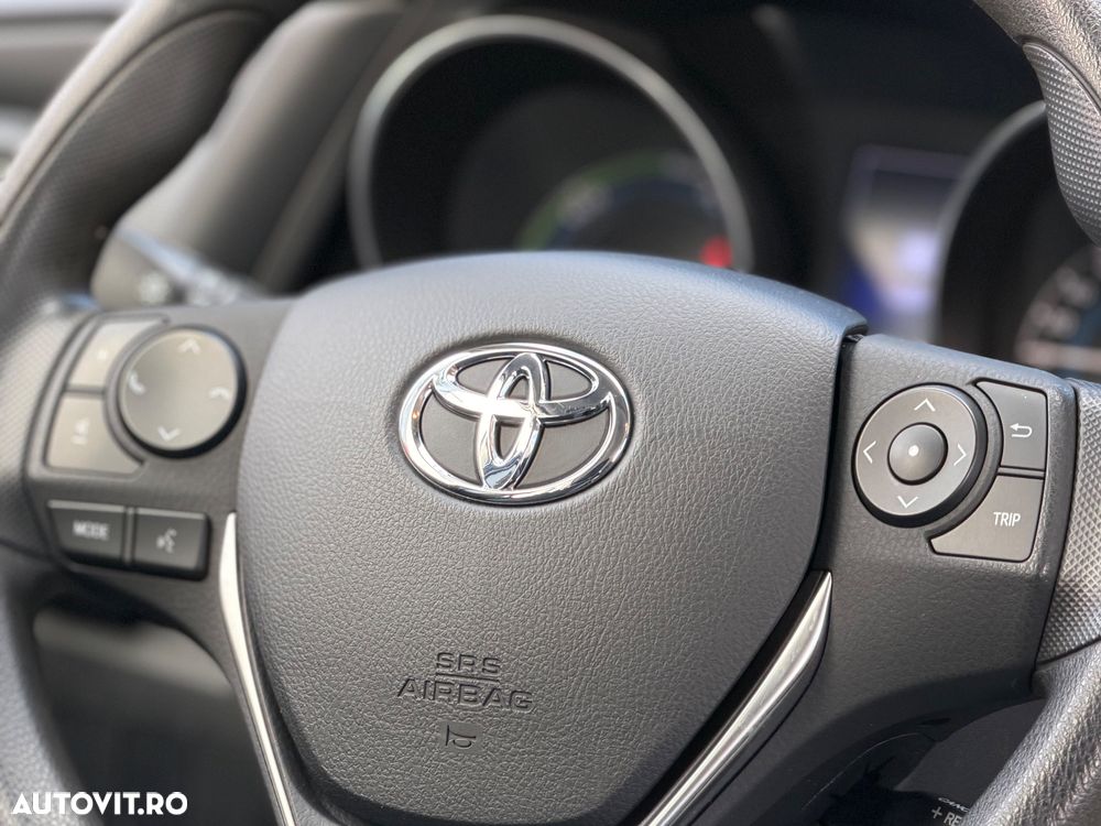 Toyota Auris - 27