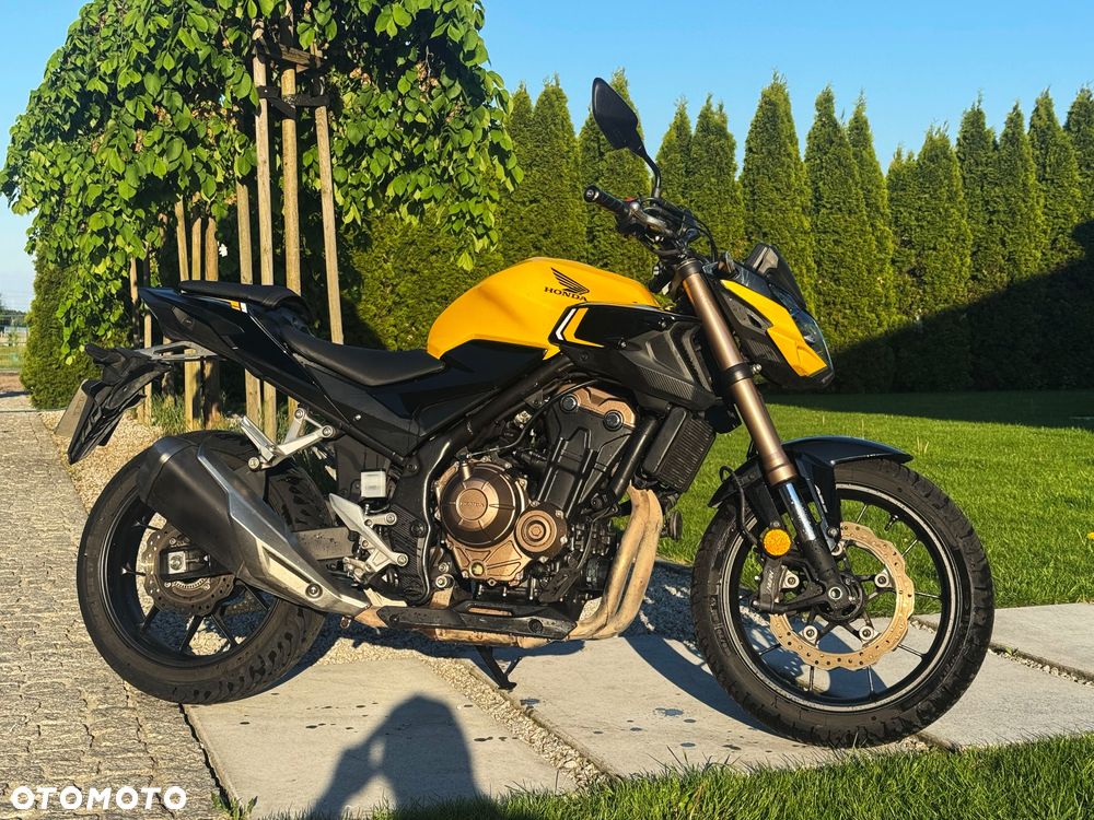Honda CB - 1