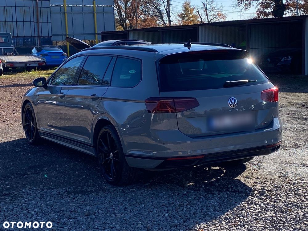 Volkswagen Passat Variant 2.0 TSI 4Mot R-Line Edition DSG - 4