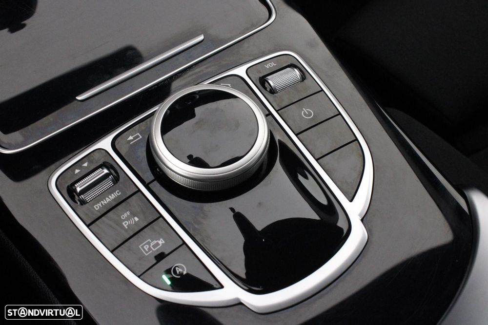 Mercedes-Benz C 200 - 30