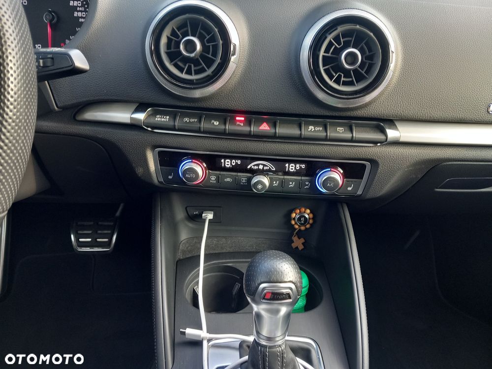 Audi A3 Sportback 35 TFSI S tronic S line - 11