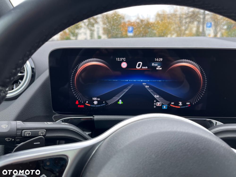 Mercedes-Benz GLA 250 4-Matic AMG Line - 24