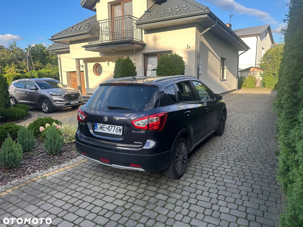Suzuki SX4 1.6 Premium - 21