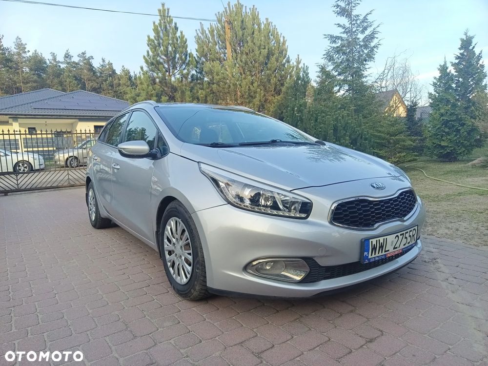 Kia Ceed 1.6 CRDi M - 11