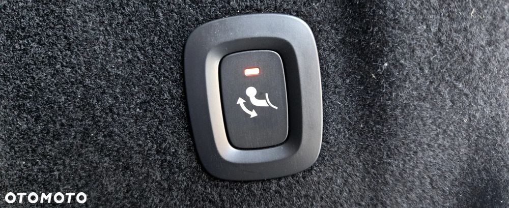 Volvo XC 60 B4 D Geartronic Momentum Pro - 28