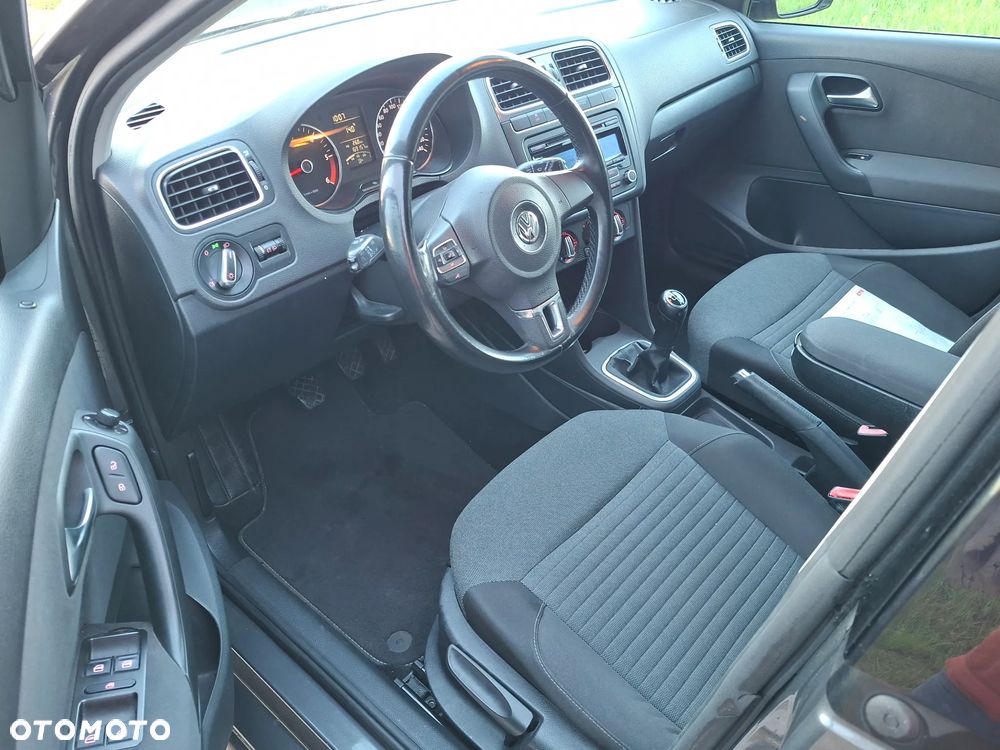 Volkswagen Polo 1.6 TDI DPF Highline - 5