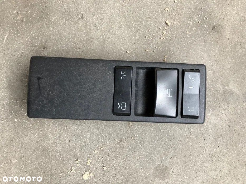 Przełącznik szyb Mercedes Actros MP4 A960.545.0913 strona prawa - 1