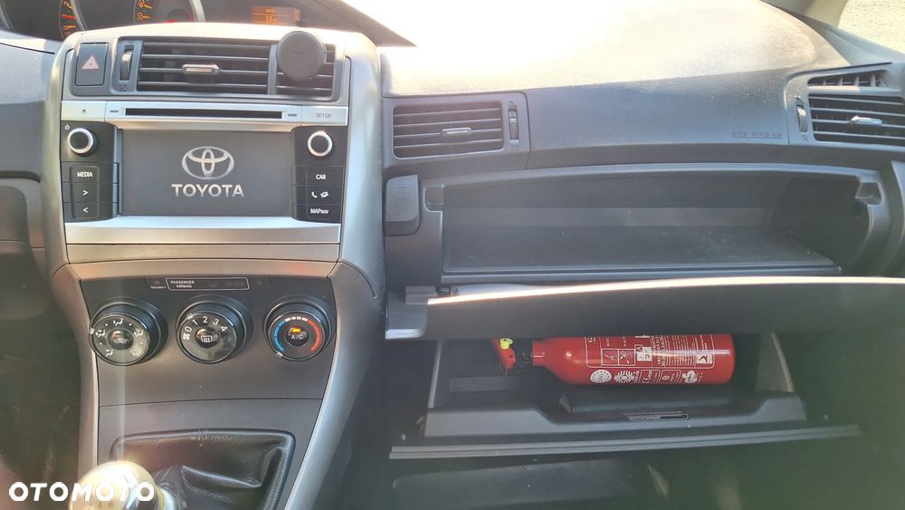 Toyota Verso 1.6 - 14