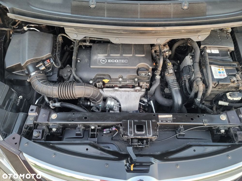 Opel Zafira Tourer 1.4 Turbo Business Innovation - 28