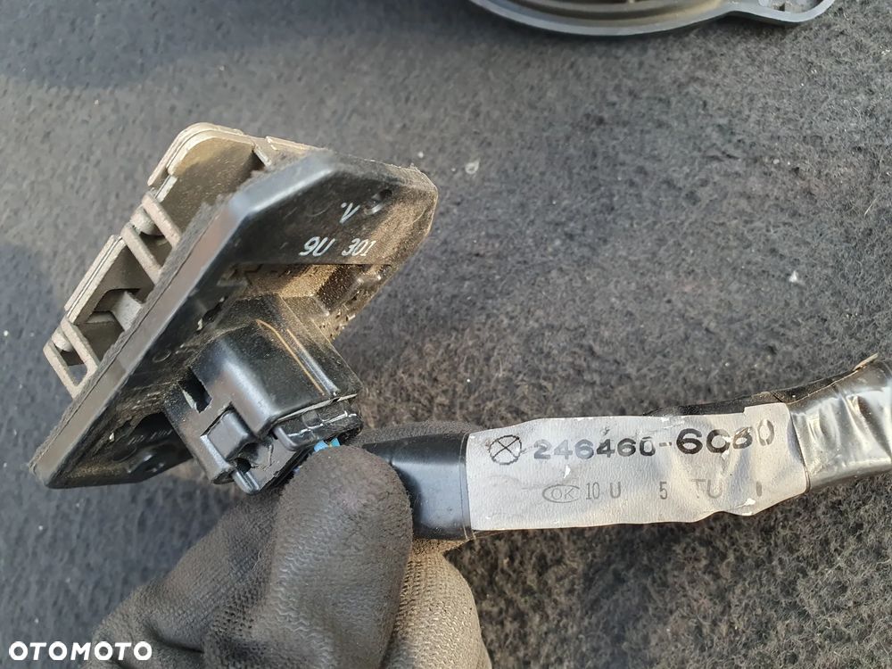 TOYOTA YARIS I WENTYLATOR DMUCHAWA NAWIEWU 194000-1210 DENSO ORYGINAŁ Z REZYSTOREM OPORNIKIEM 2464 - 2