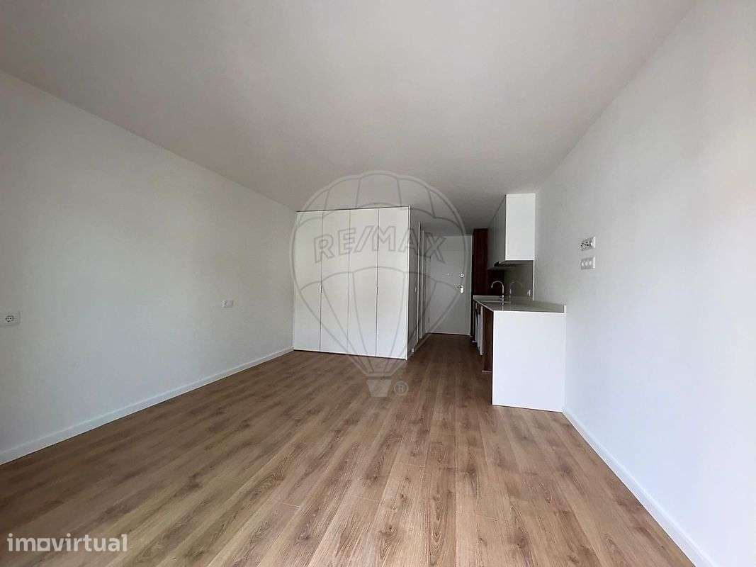 APARTAMENTO T0 NOVO JUNTO À AVENIDA DA LIBERDADE, BRAGA - Grande imagem: 4/15