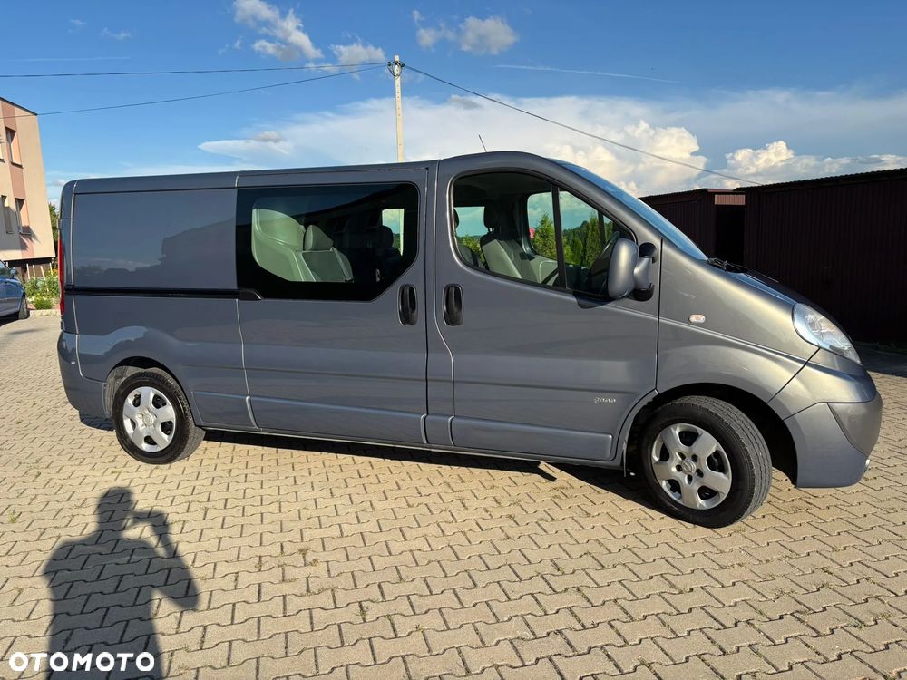 Opel Vivaro - 14