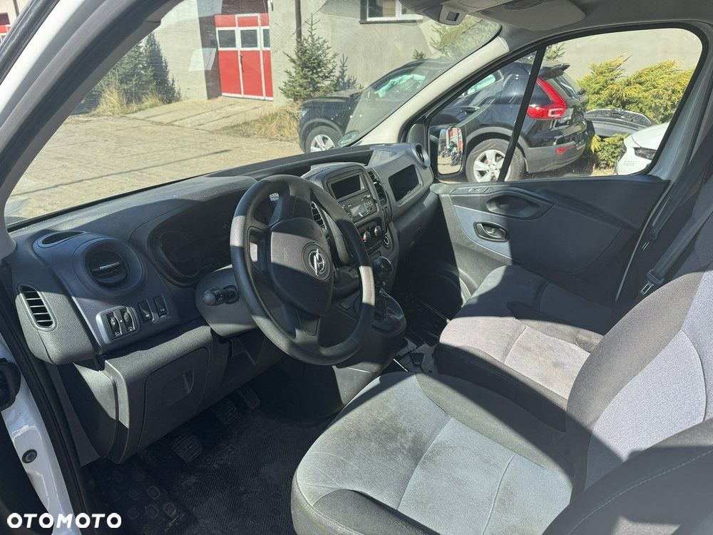 Opel Vivaro - 7
