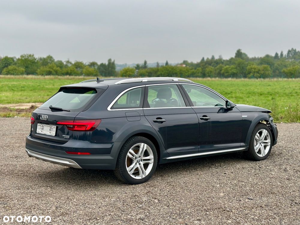 Audi A4 Allroad - 11