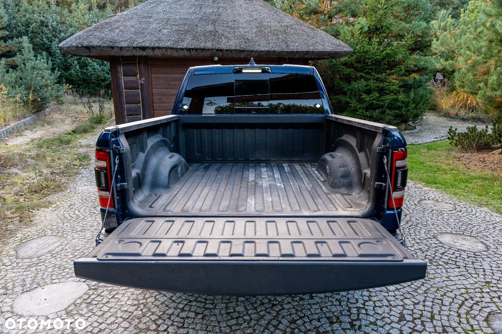 RAM 1500 5.7 eTorque Crew Cab Shortbed Limited Black - 20