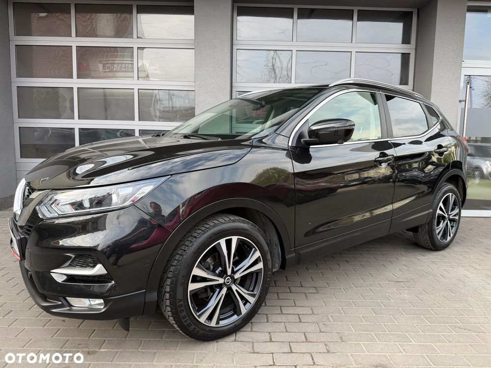 Nissan Qashqai 1.3 DIG-T N-Connecta DCT - 24