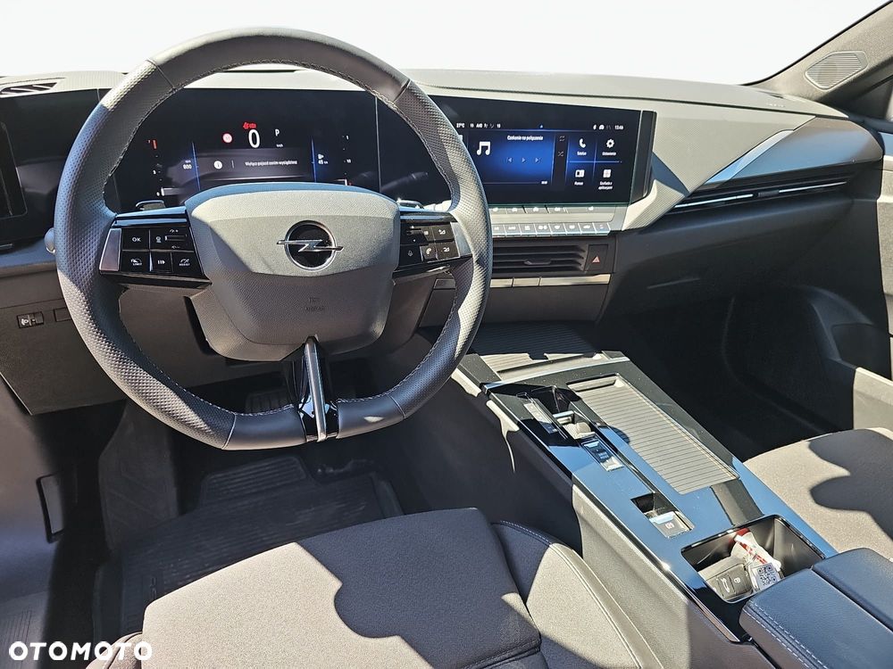 Opel Astra 1.2 T GS S&S - 11
