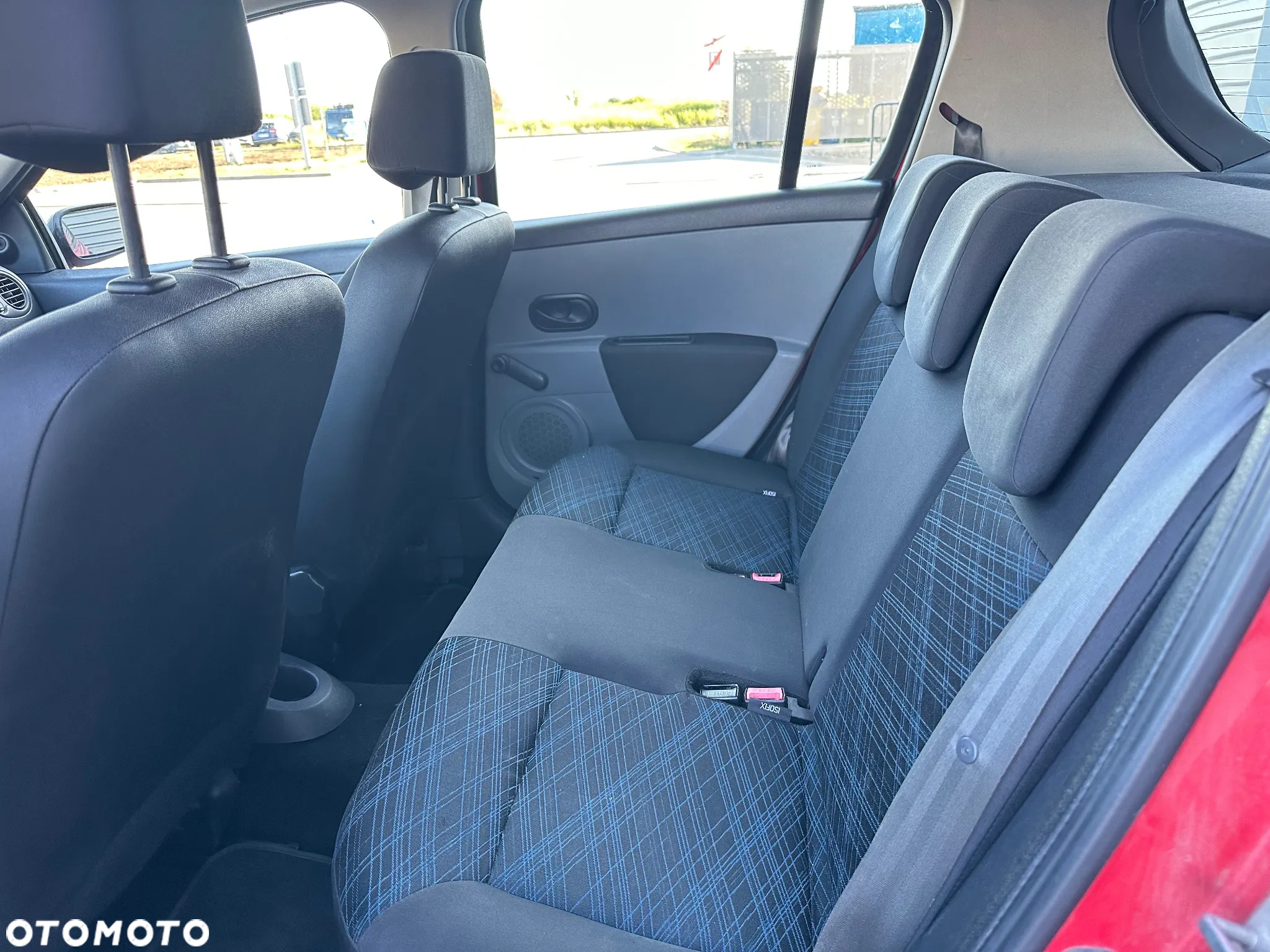 Renault Clio 1.2 16V Alize - 9
