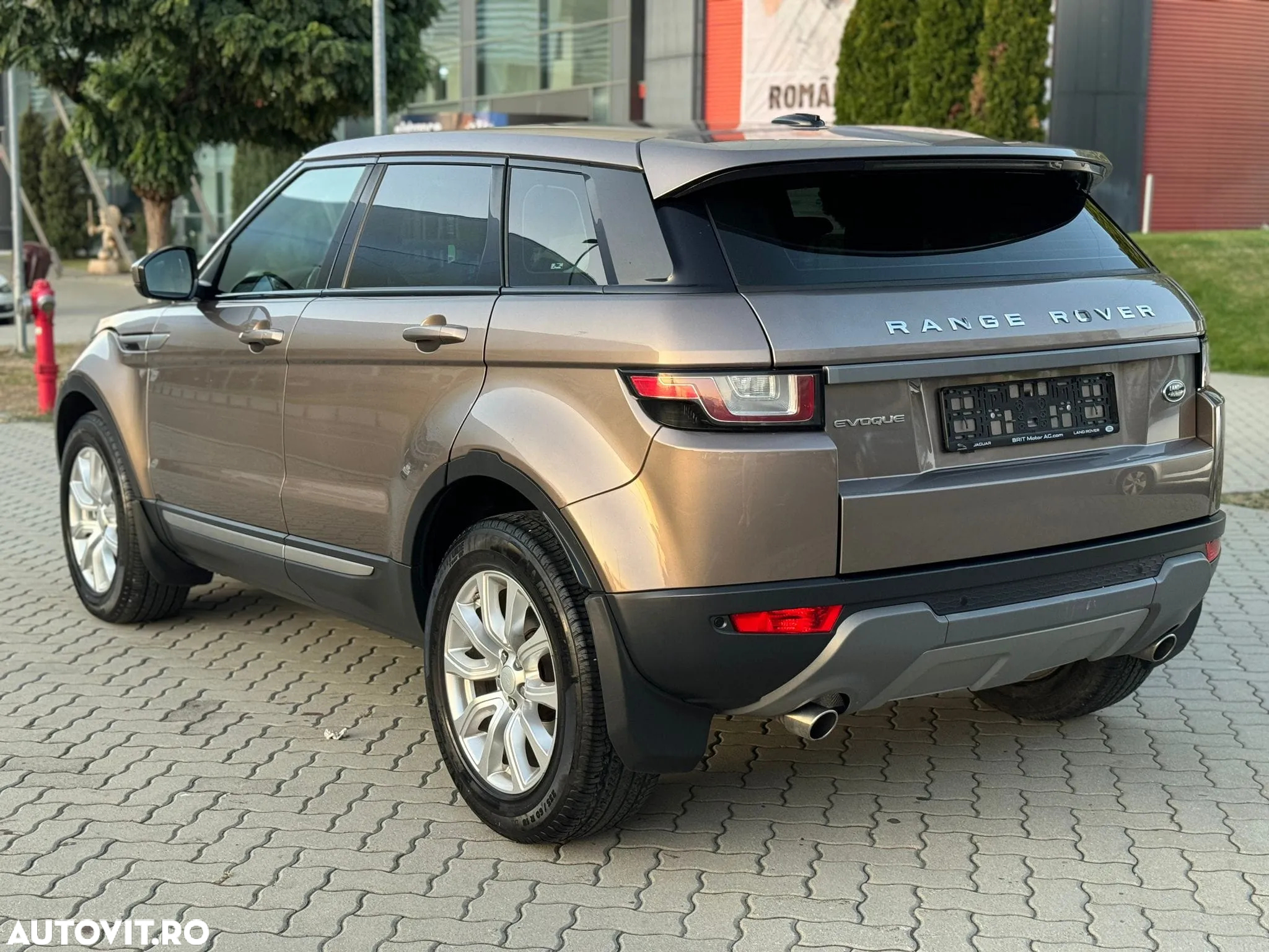 Land Rover Range Rover Evoque - 7