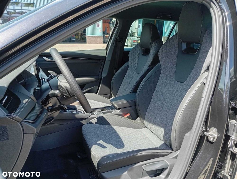 Skoda Octavia 1.5 TSI mHEV Sportline DSG - 11