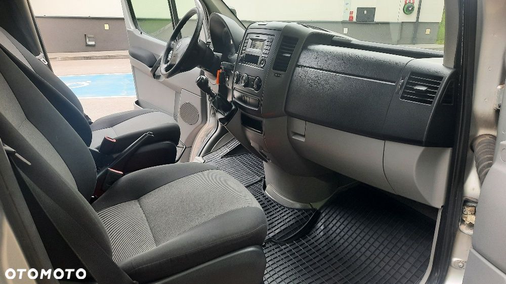 Volkswagen Crafter - 14