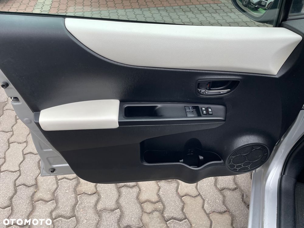 Toyota Yaris 1.33 Trend - 18