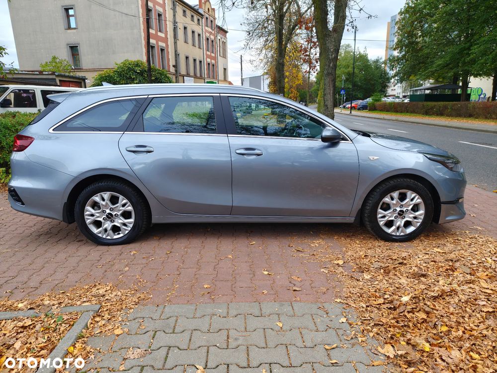Kia Ceed 1.5 T-GDI M - 34