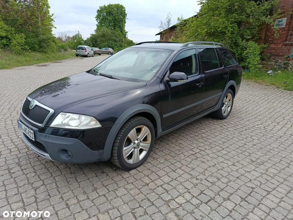 Skoda Octavia 2.0 TDI DPF Scout 4x4 - 3