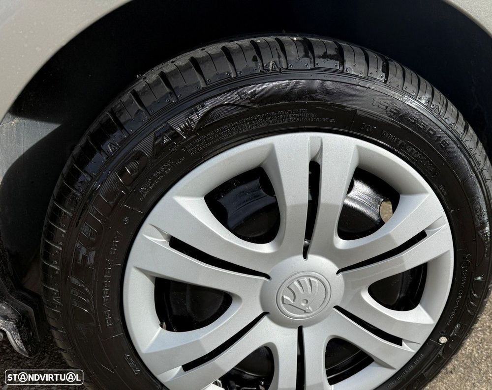 Skoda Fabia Break 1.2 TDi Ambiente - 32