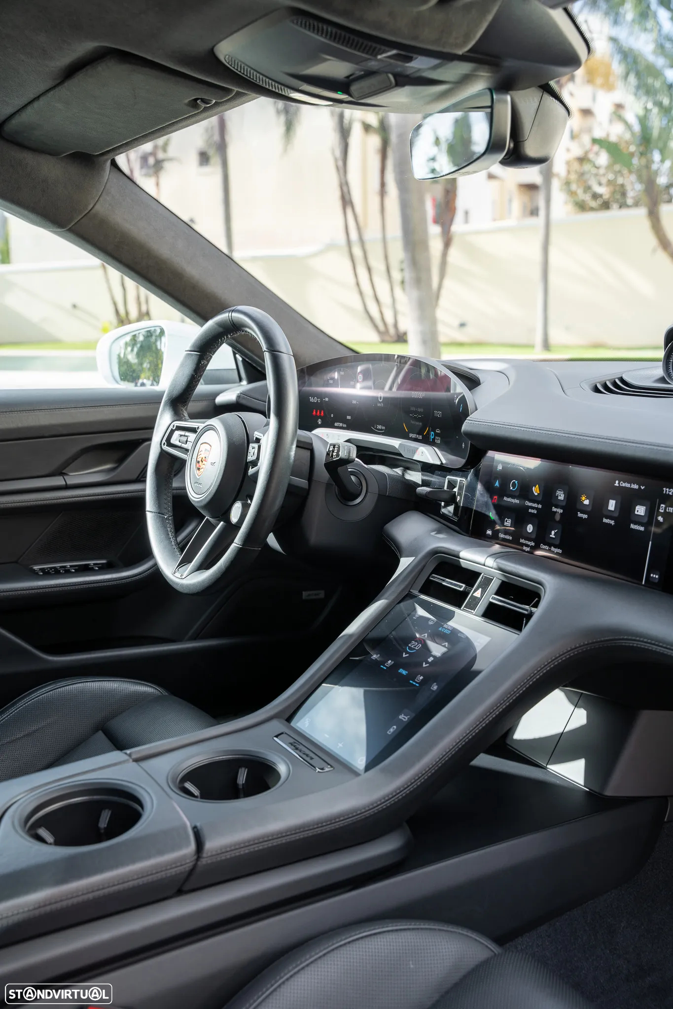 Porsche Taycan Turbo - 16