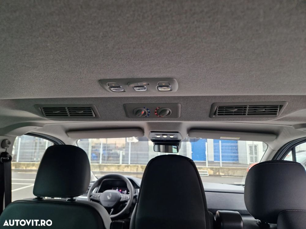 Renault Trafic 2.0 Blue dCi 150 S&S L2 8+1 Zen - 8