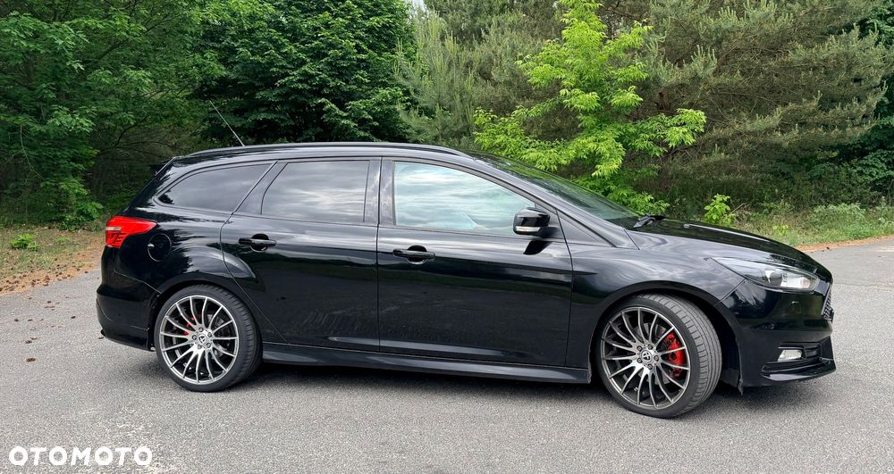 Ford Focus 2.0 EcoBoost ST-2 - 6