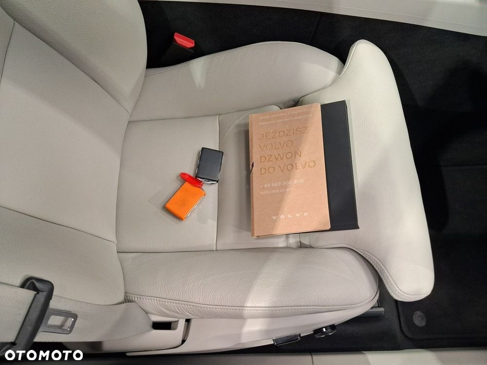 Volvo XC 60 - 25