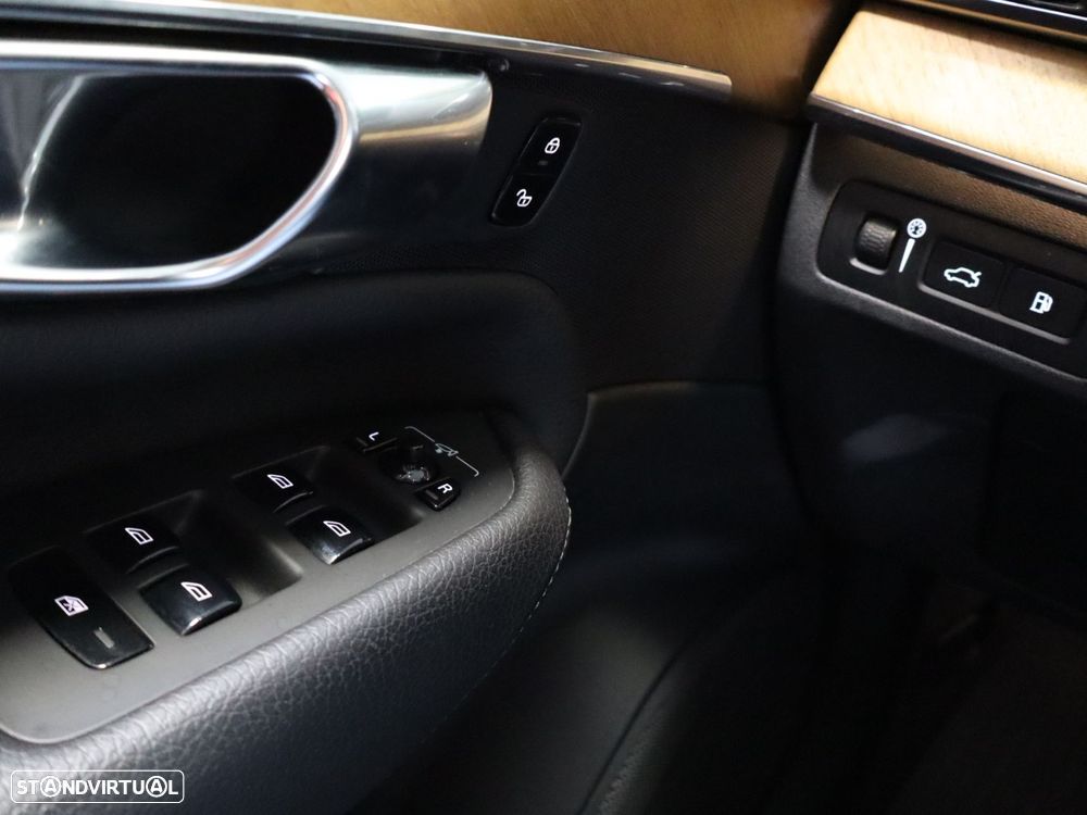 Volvo XC 90 2.0 T8 PHEV Inscription AWD - 21