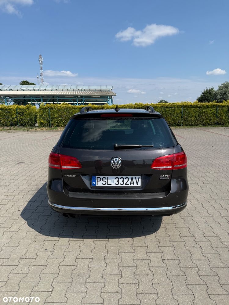 Volkswagen Passat - 5