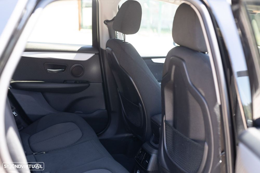 BMW 216 Active Tourer d Advantage Auto - 50