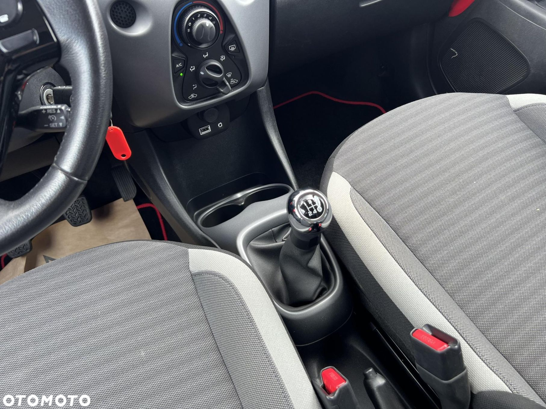 Toyota Aygo - 14