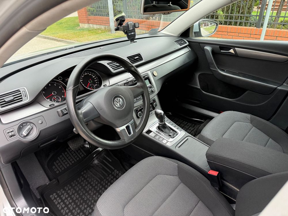 Volkswagen Passat 1.8 TSI Comfortline DSG - 5