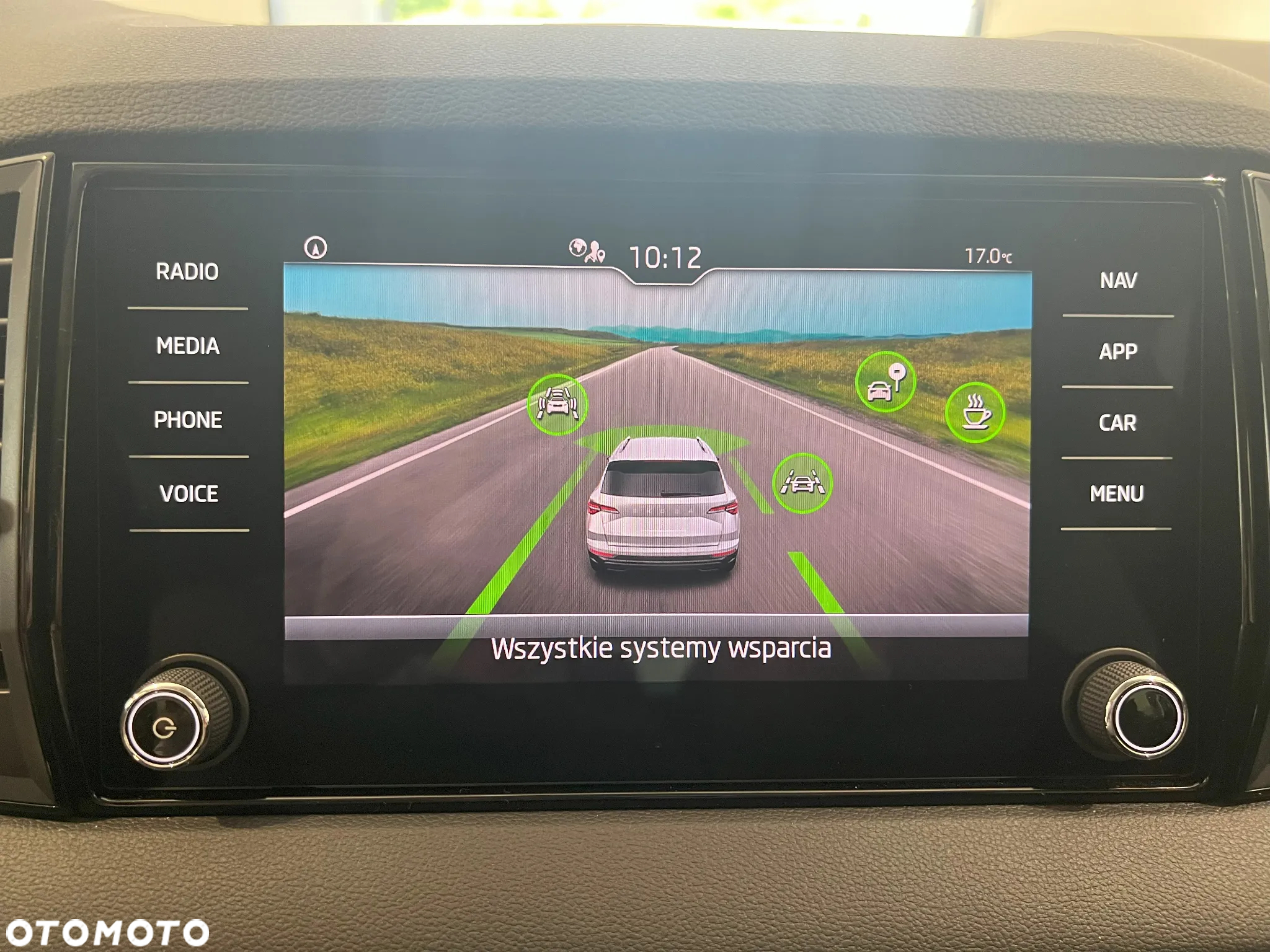 Skoda Karoq 1.5 TSI ACT Selection DSG - 23
