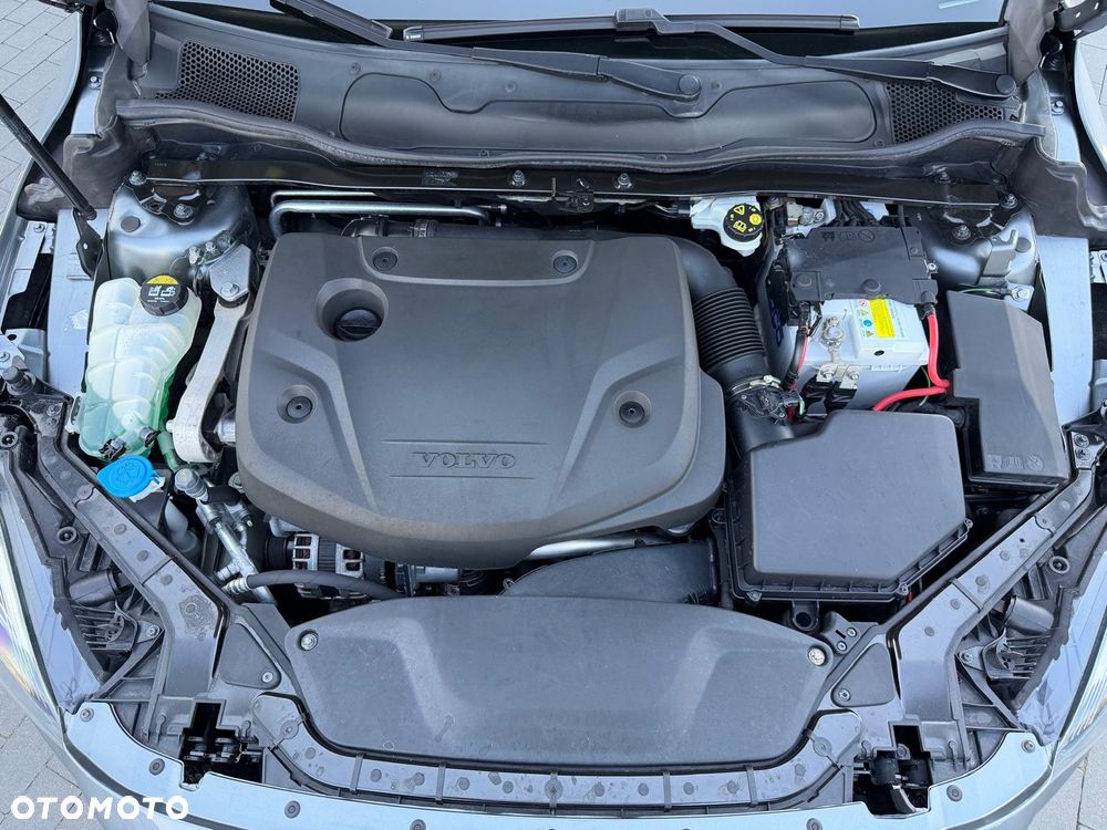 Volvo V40 D3 Geartronic - 23